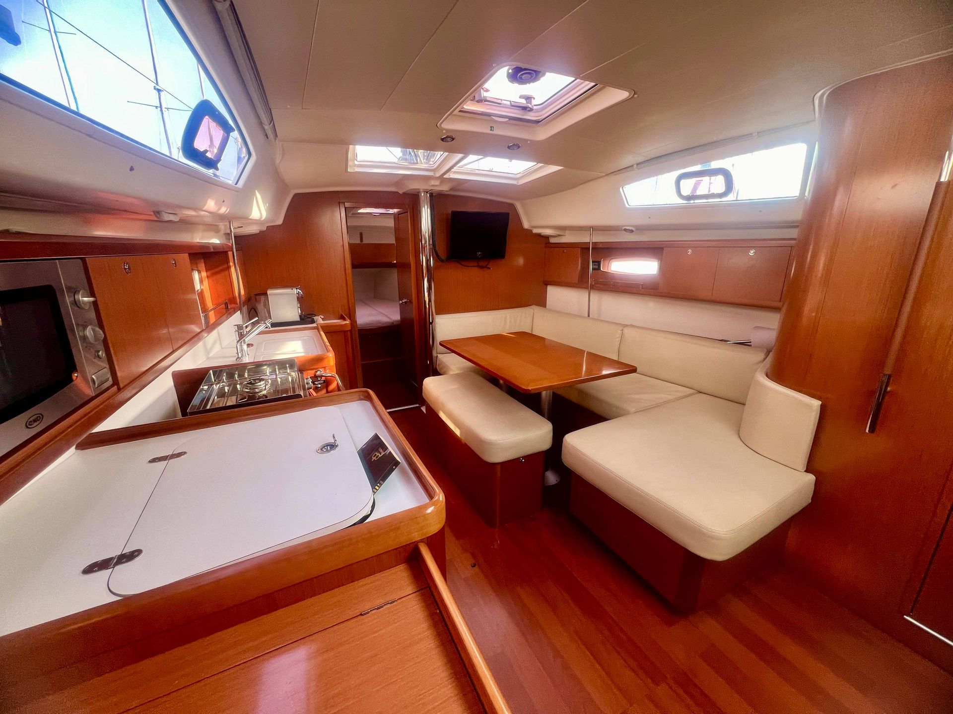 slider 54 Beneteau Oceanis 40